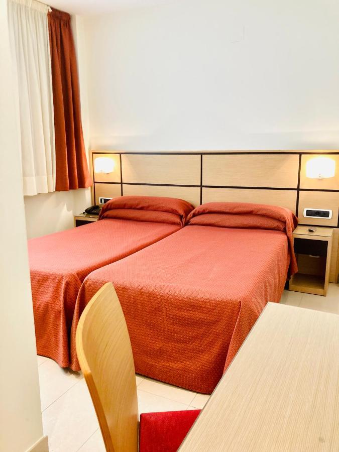 Economy Standard Double or Twin Room,1187380015:JPEG